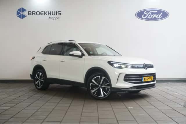 Volkswagen Tiguan (2024) thumbnail 4