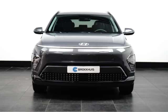 Hyundai Kona Electric (2024) thumbnail 2