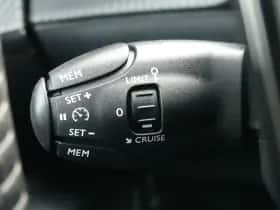 Peugeot 2008 (2021) thumbnail 13