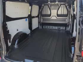 Ford Transit Custom (2025) thumbnail 24