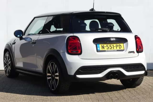 MINI 20 Cooper s Classic (2021) thumbnail 2