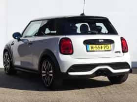 MINI Mini (2021) thumbnail 2