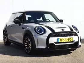MINI Mini (2021) thumbnail 4