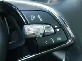 Škoda Octavia (2022) thumbnail 10