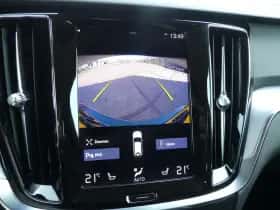 Volvo V60 (2021) thumbnail 15