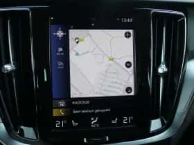 Volvo V60 (2021) thumbnail 16