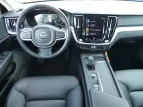 Volvo V60 (2021) thumbnail 7