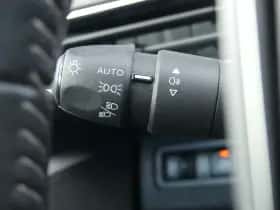 Peugeot 3008 (2021) thumbnail 12