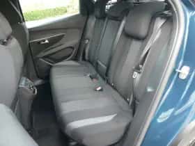 Peugeot 3008 (2021) thumbnail 27