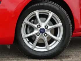 Ford Fiesta (2021) thumbnail 3