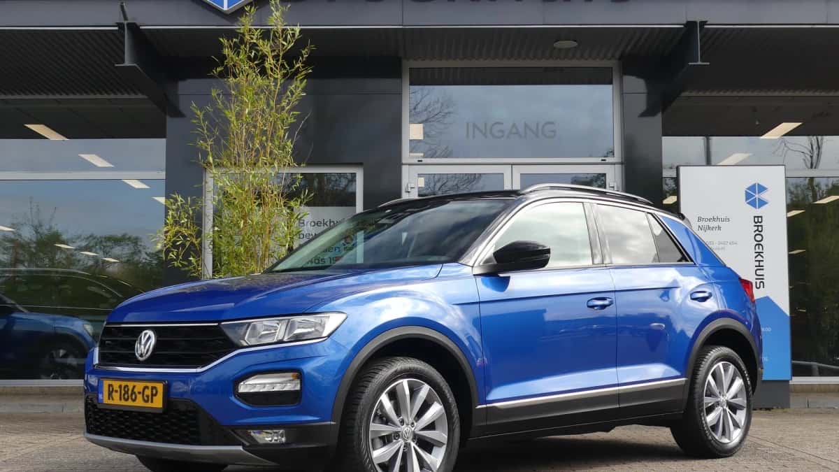 Volkswagen T-Roc (2019) — foto 1