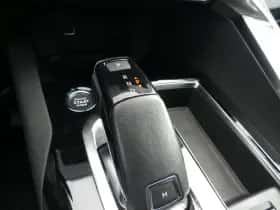 Peugeot 3008 (2022) thumbnail 22