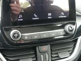 Ford Fiesta (2021) thumbnail 24