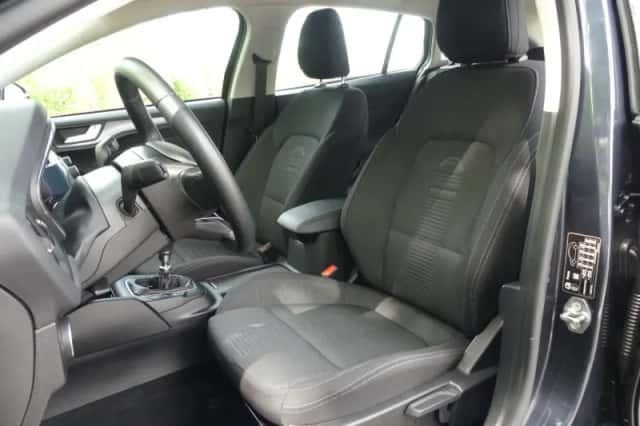 Ford Focus (2020) thumbnail 6
