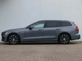Volvo V60 (2022) thumbnail 2