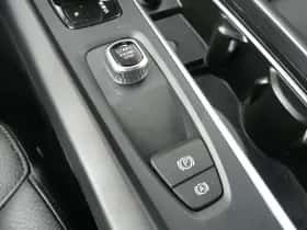 Volvo V60 (2022) thumbnail 32