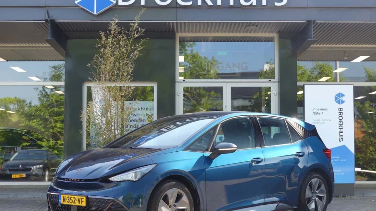 CUPRA Born (2021) — foto 1