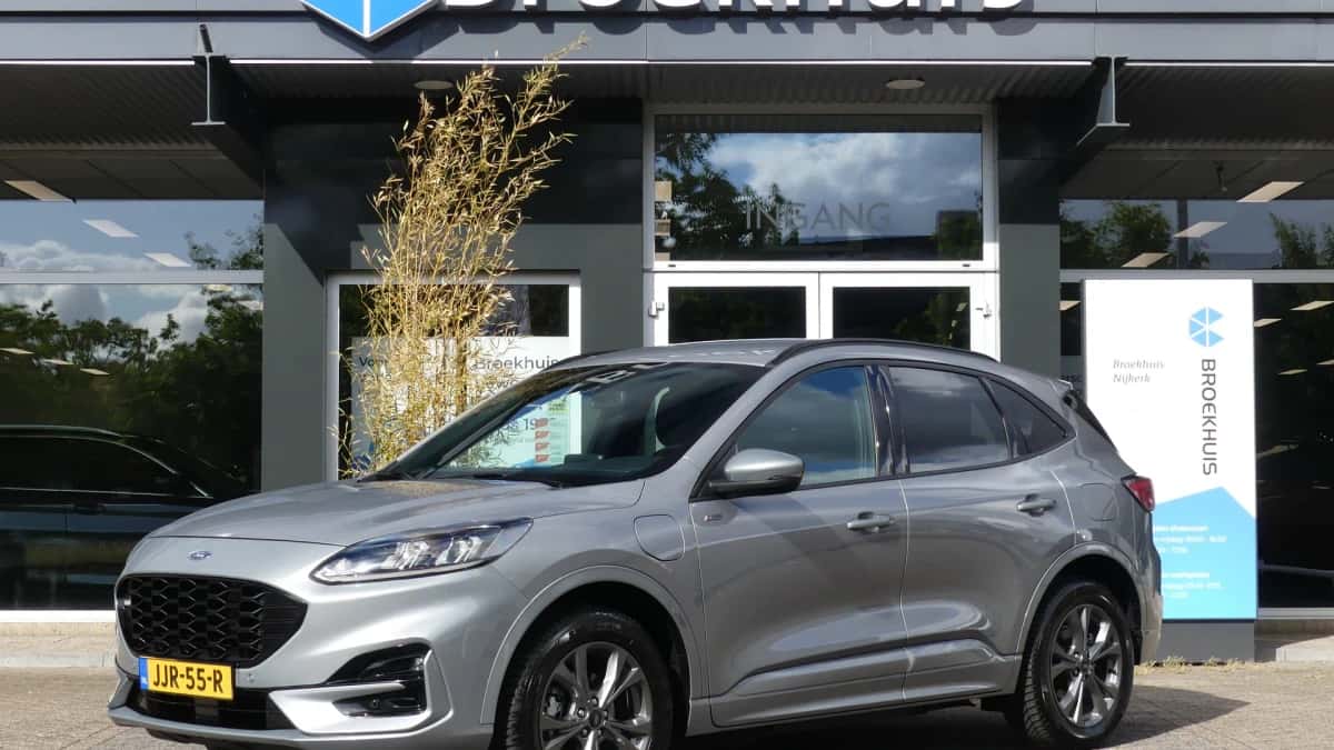Ford Kuga (2021) — foto 1