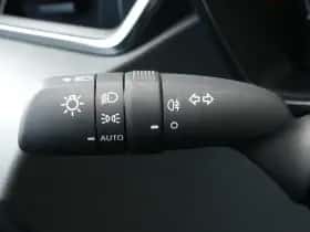 Toyota Corolla (2022) thumbnail 21