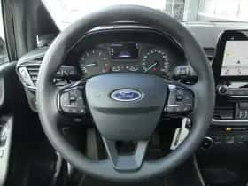 Ford Fiesta (2018) thumbnail 16