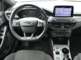Ford Focus (2019) thumbnail 4