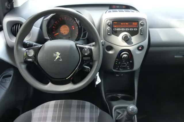 Peugeot 108 (2019) thumbnail 4