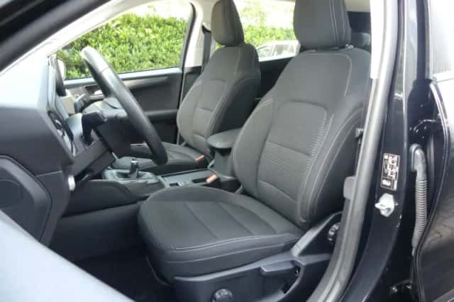 Ford Kuga (2021) thumbnail 6