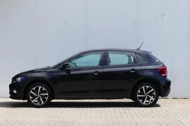 Volkswagen Polo (2021) thumbnail 2