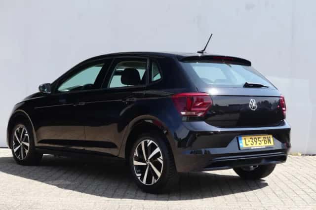 Volkswagen Polo (2021) thumbnail 3