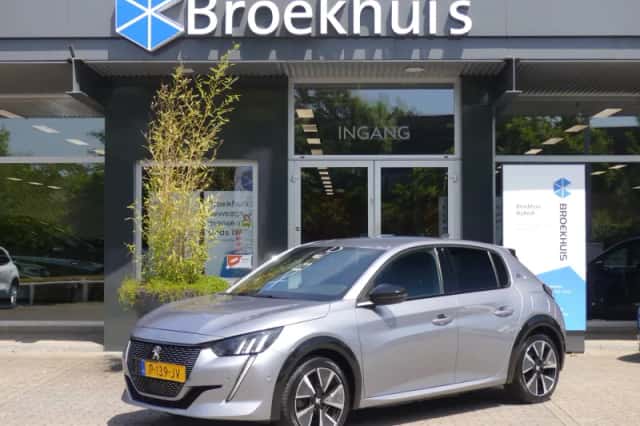 Peugeot e-208 (2022) thumbnail 1