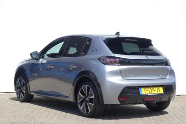 Peugeot e-208 (2022) thumbnail 3