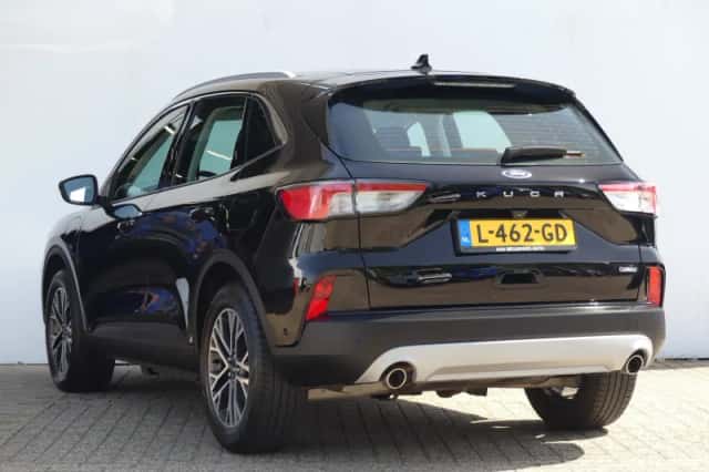 Ford Kuga (2021) thumbnail 3