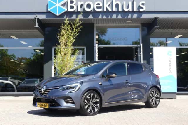 Renault Clio (2022) thumbnail 1