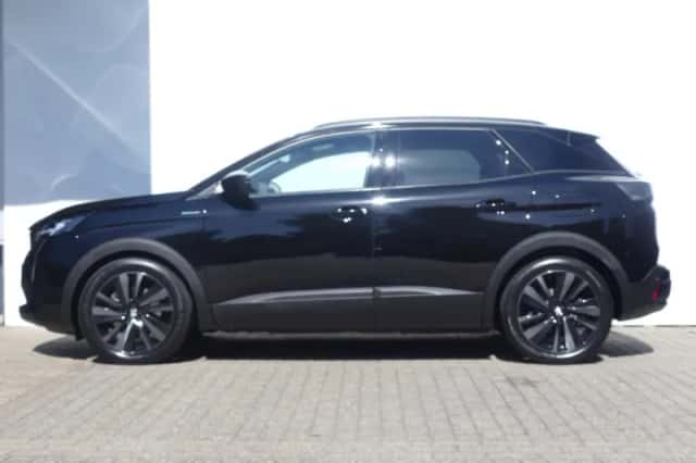 Peugeot 3008 (2022) thumbnail 2