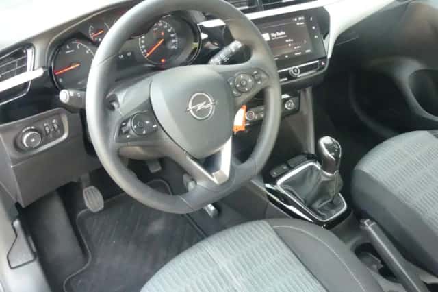 Opel Corsa (2023) thumbnail 4