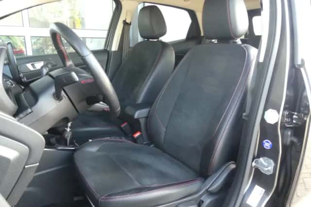 Ford EcoSport (2018) thumbnail 6