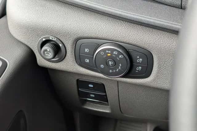 Ford Transit (2024) thumbnail 11