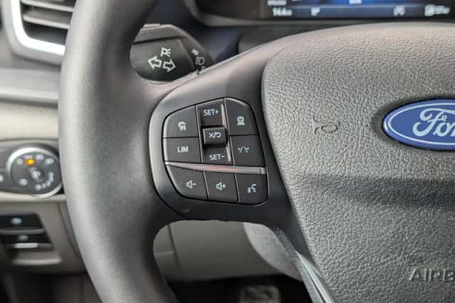 Ford Transit (2024) thumbnail 15
