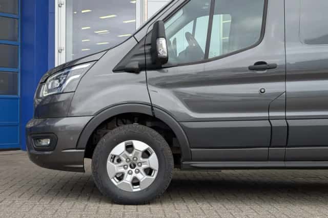 Ford Transit (2024) thumbnail 16
