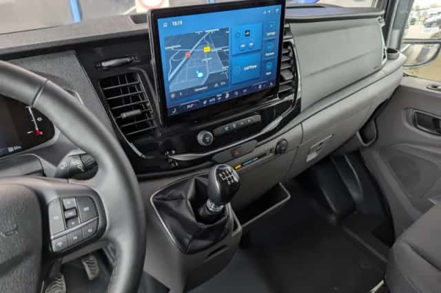 Ford Transit (2024) thumbnail 26