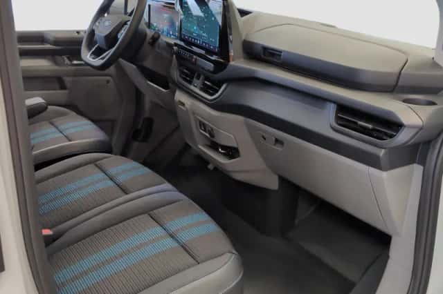 Ford Transit Custom (2025) thumbnail 18