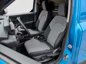 Ford E-Transit Courier (2026) thumbnail 16