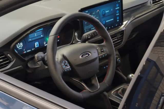 Ford Focus (2025) thumbnail 11