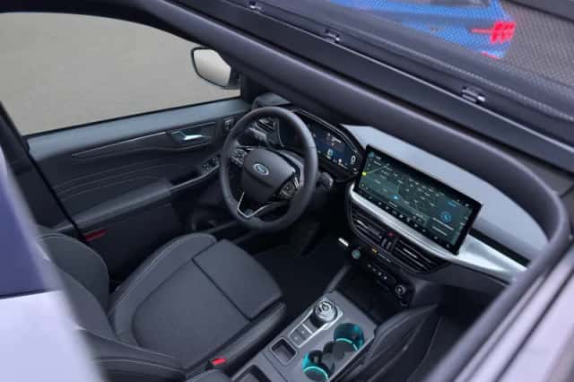 Ford Kuga (2026) thumbnail 23