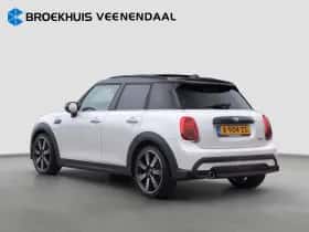MINI Mini (2024) thumbnail 3