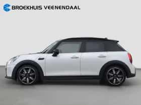 MINI Mini (2024) thumbnail 4