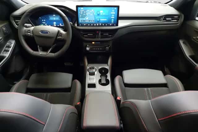 Ford Kuga (2025) thumbnail 2
