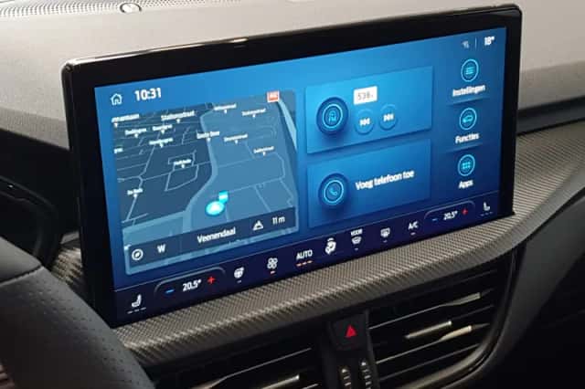 Ford Kuga (2025) thumbnail 21