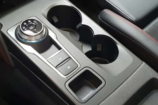 Ford Kuga (2025) thumbnail 28