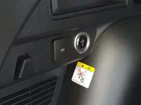 Ford Kuga (2025) thumbnail 37